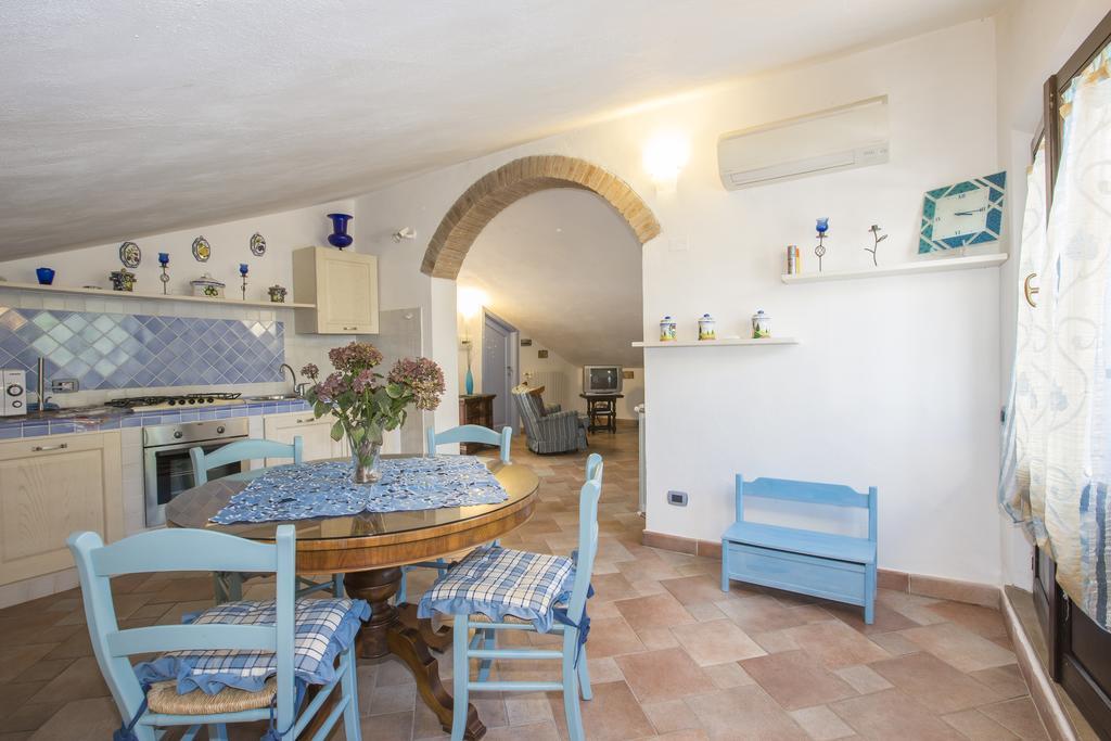 Villa La Casa Di Gigliola Monticiano Habitación foto