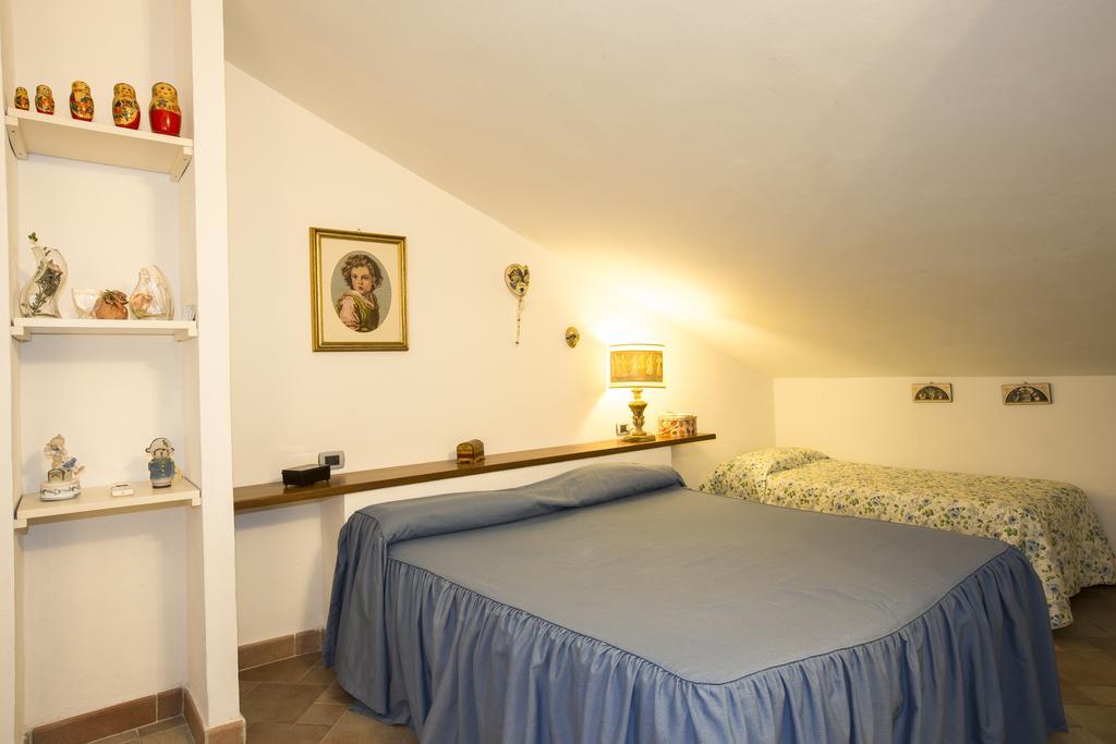 Villa La Casa Di Gigliola Monticiano Habitación foto